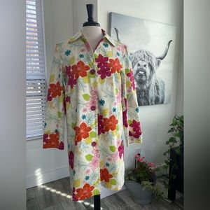 Harve’ Benard, vintage floral, size 6, lined knee length jacket fuchsia buttons